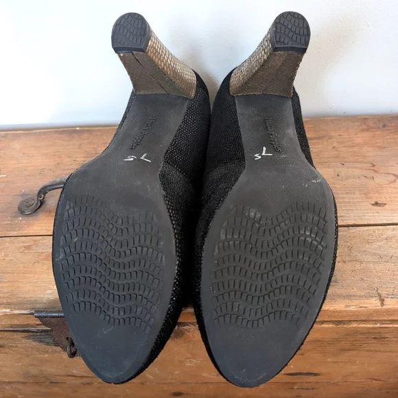 Hush Puppies Black Sparkle Gold Scale Block Heels Shoes~ Size 7.5 - Picture 6 of 7